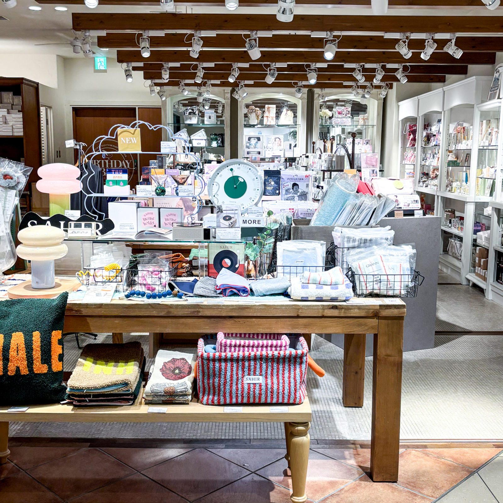 BIRTHDAY BAR:新規取扱店のご紹介