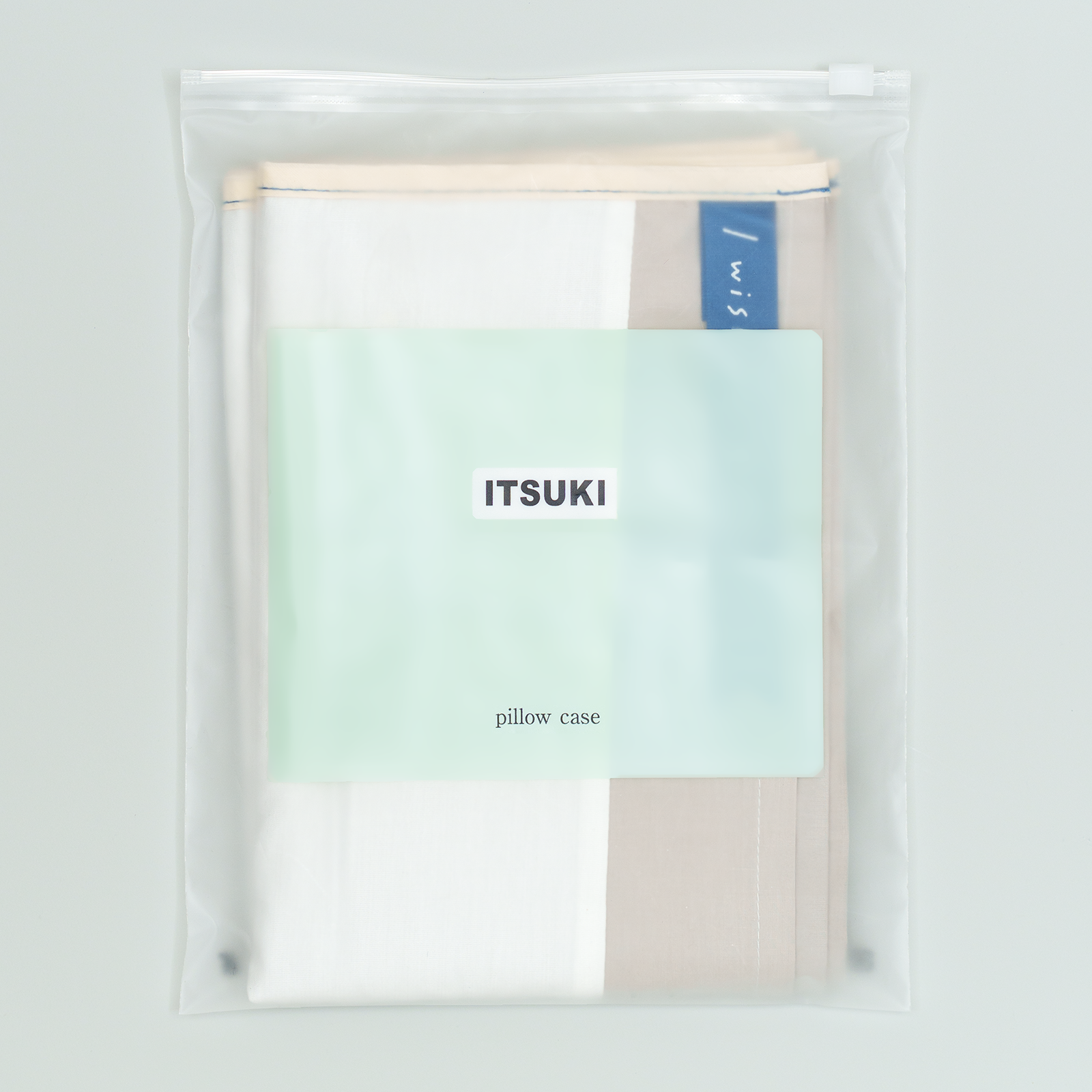 枕カバー KITSUMU 朝食シリーズのパッケージ｜ITSUKIのロゴをプリントしたジッパーバッグ